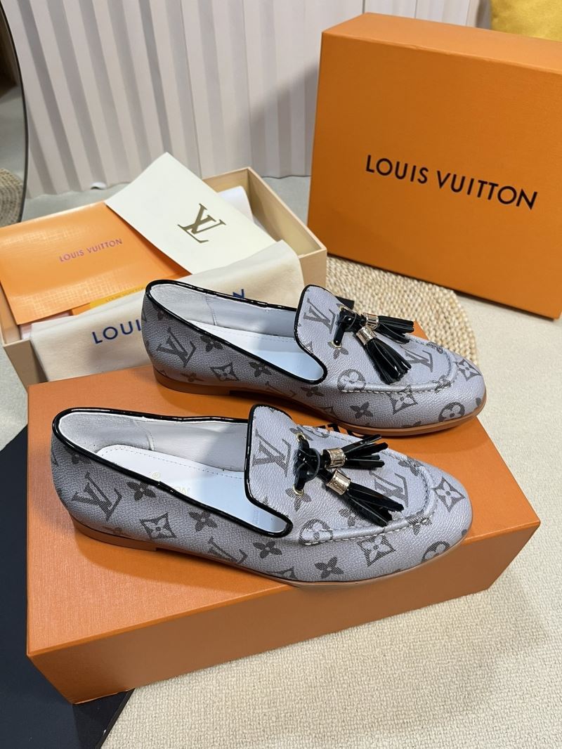 Louis Vuitton Low Shoes